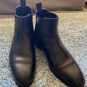 H&M Men’s Black Leather Ankle Chelsea Boots